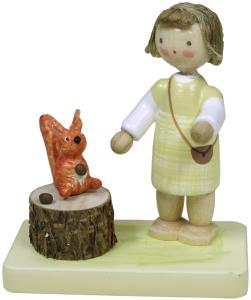 Flade Mädchen mit Eichhörnchen  (Flade 5267) Mädchen mit Eichhörnchen